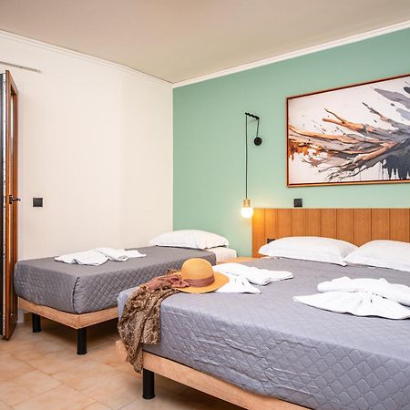 Emily Hotel Agia Paraskevi  Екстер'єр фото